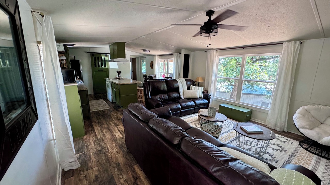 Photo of Livingroom in Cookson
