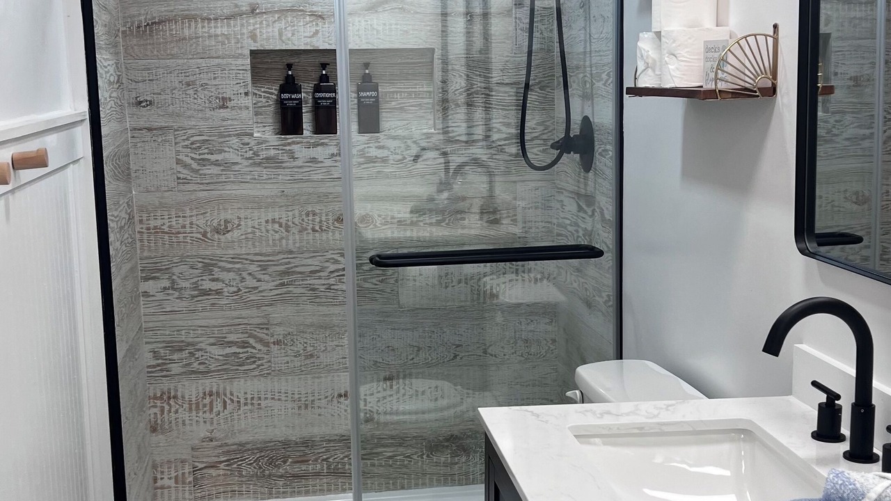 Photo of Bathroom in Cookson
