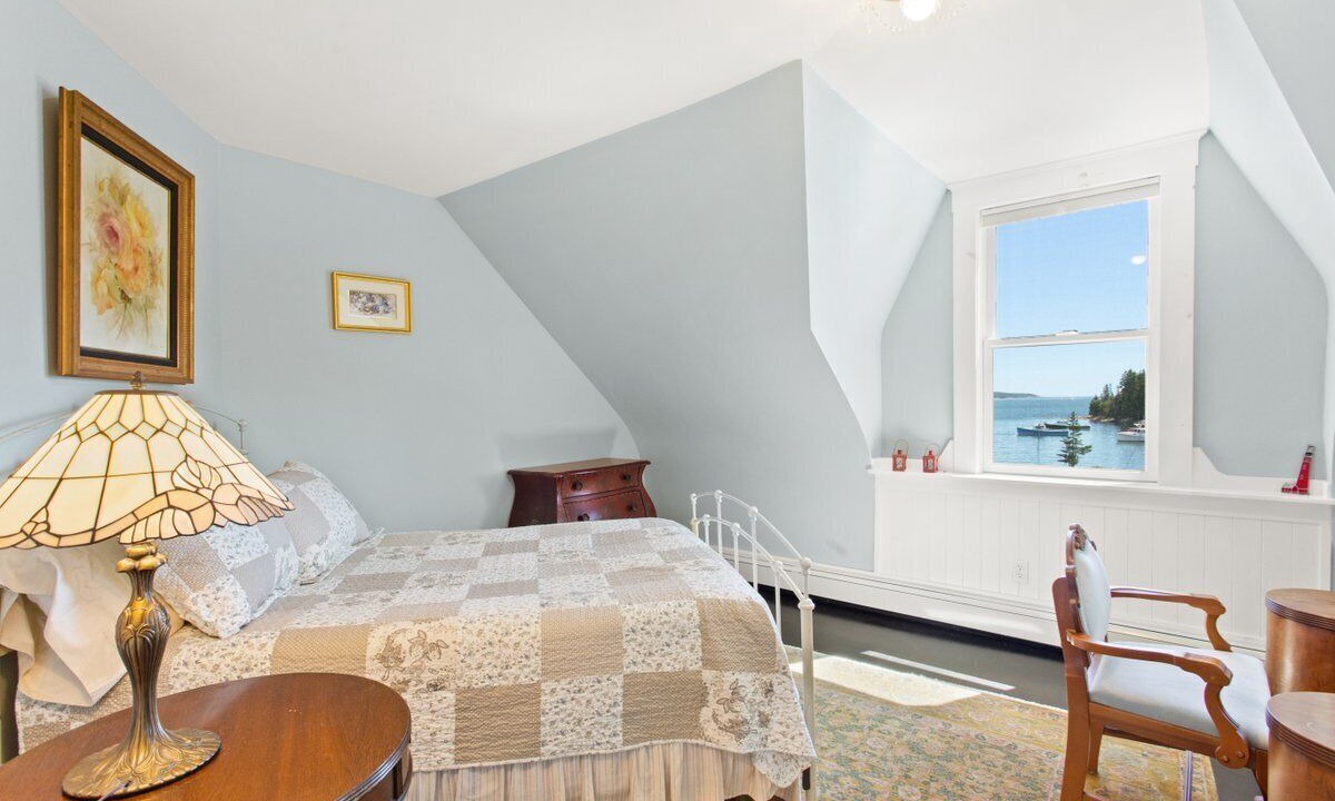 Photo of Bedroom in Winter Harbor