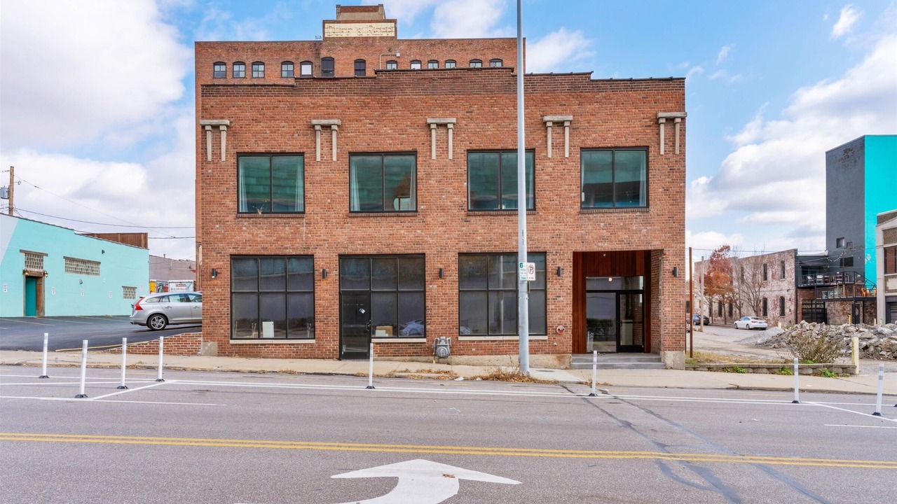 Photo of Outdoor in Crossroads Arts District