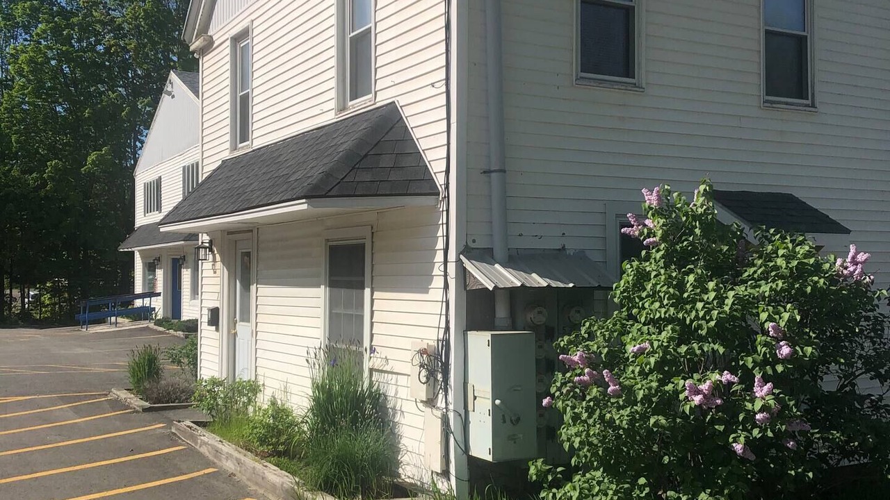 Photo of Outdoor in Farmingdale