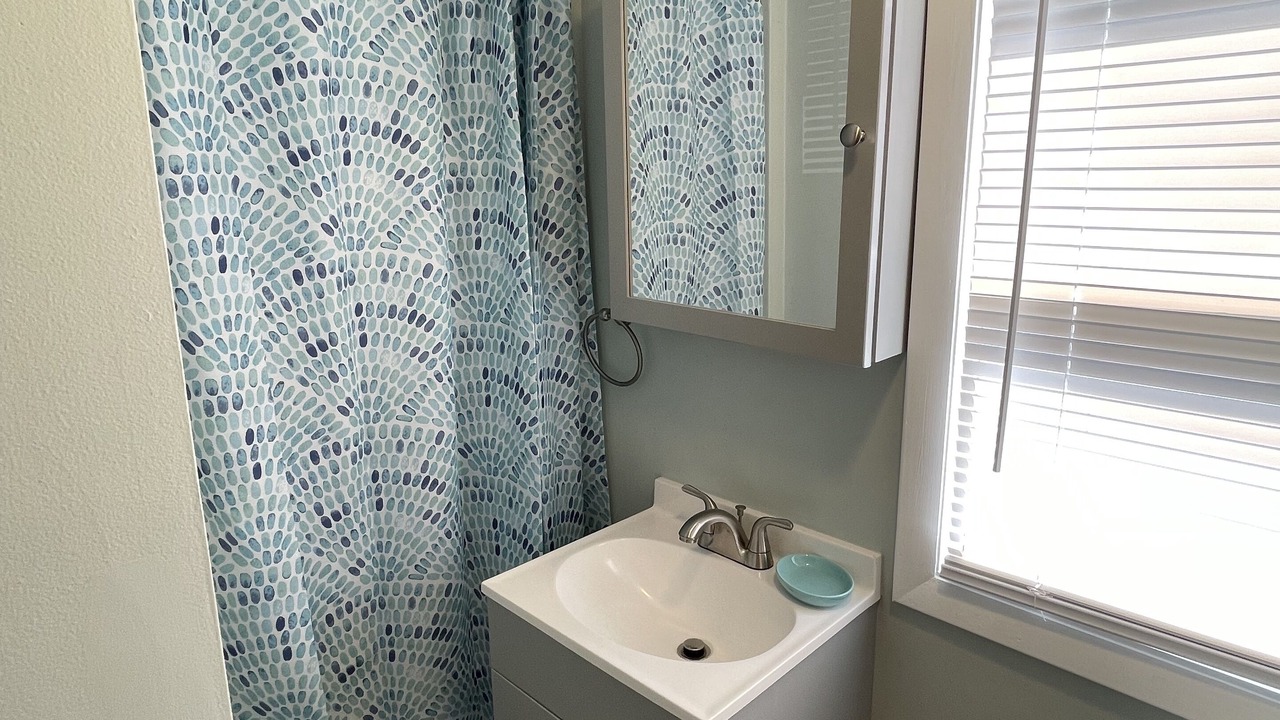 Photo of Bathroom in Buckeye Lake