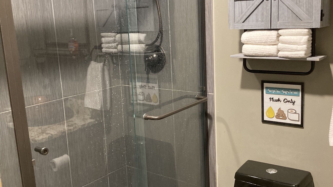 Photo of Bathroom in Beaver
