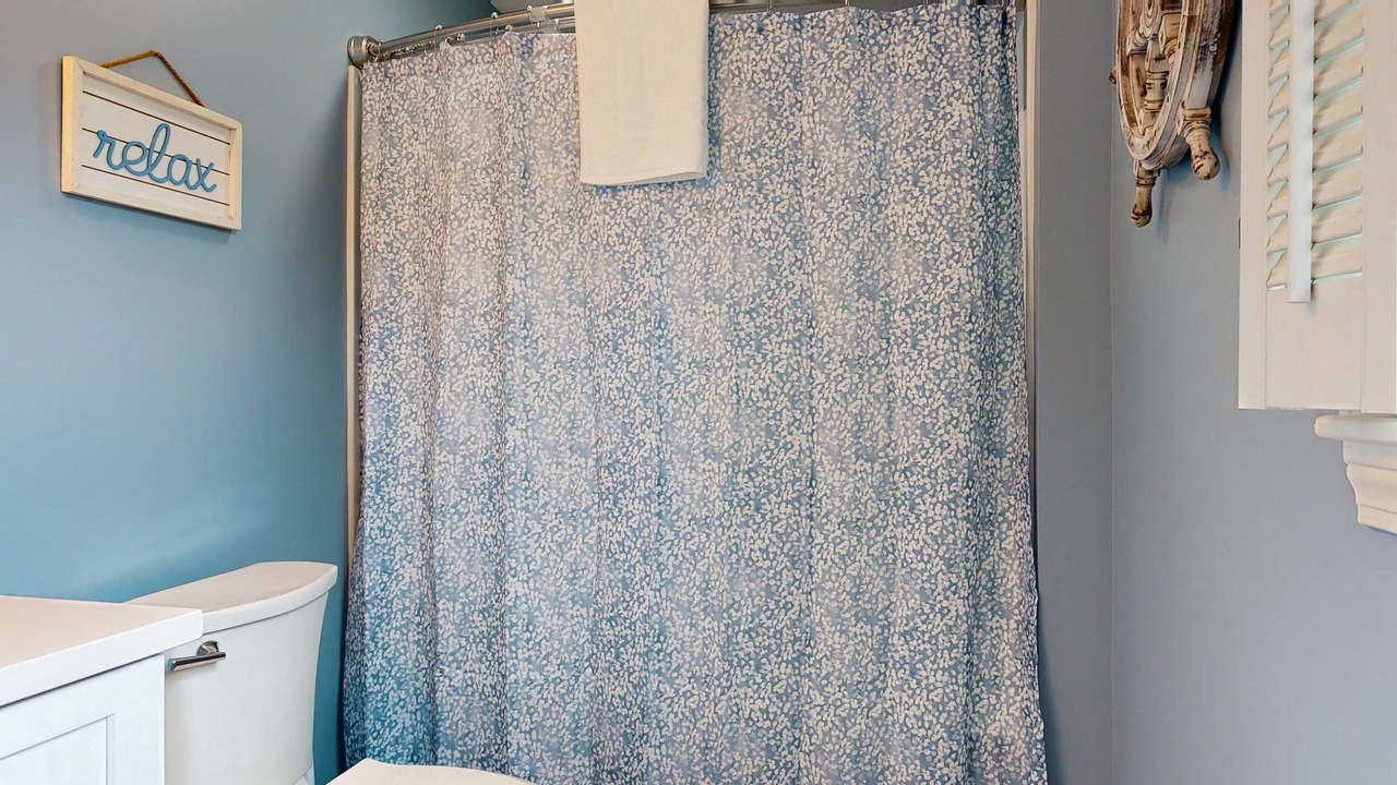 Photo of Bathroom in Pine Point