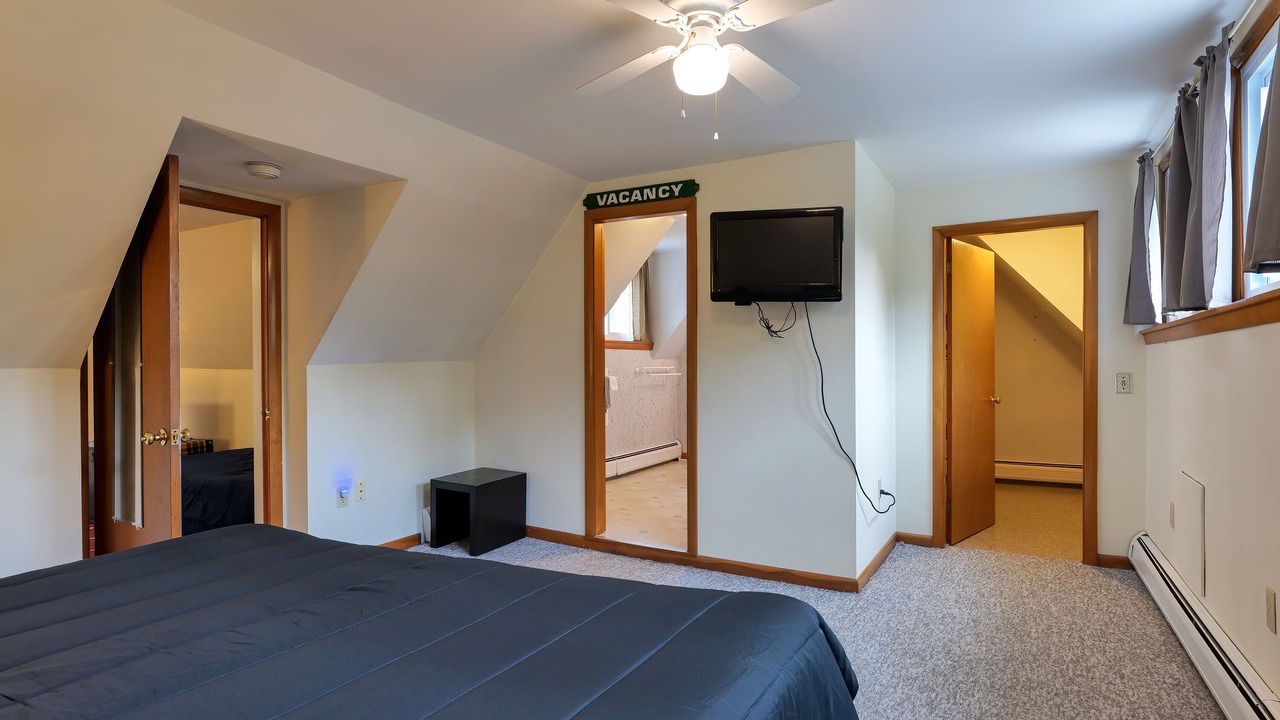 Photo of Bedroom in Ellsworth