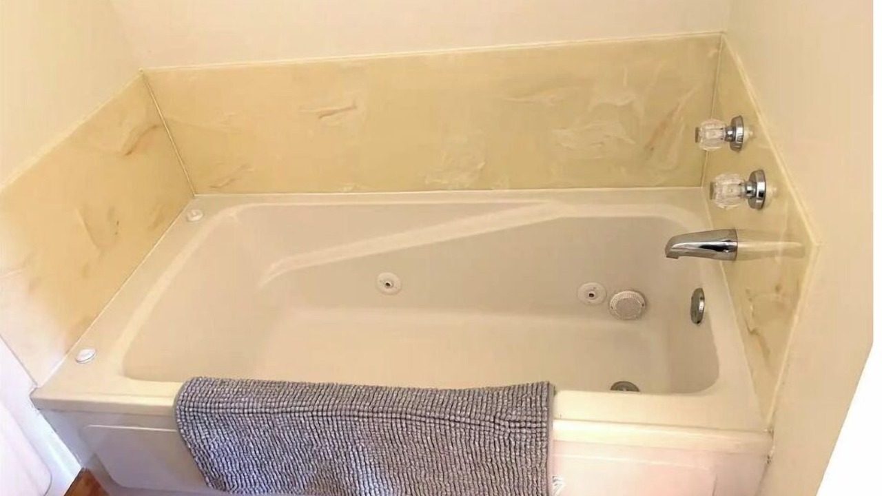Photo of Bathroom in Alexandria