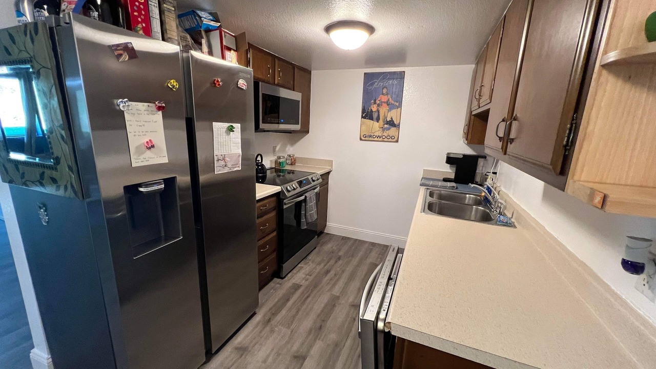 Photo of Kitchen in Alyeska