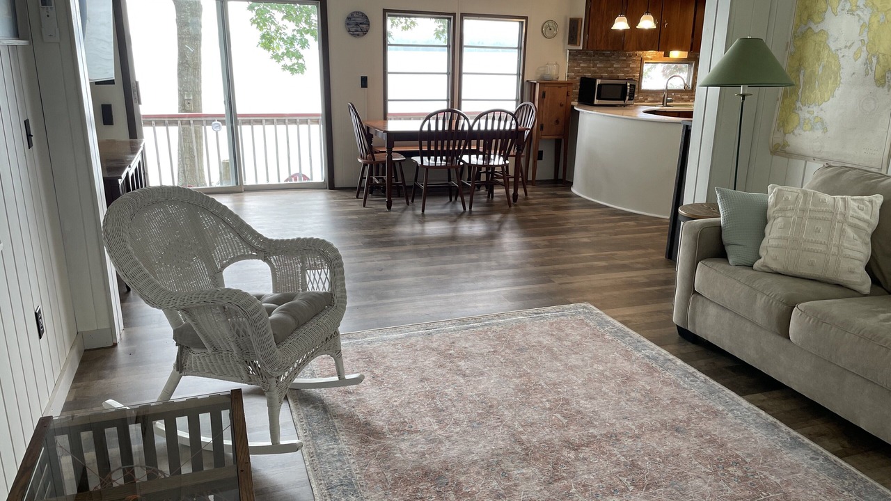 Photo of Livingroom in Sullivan