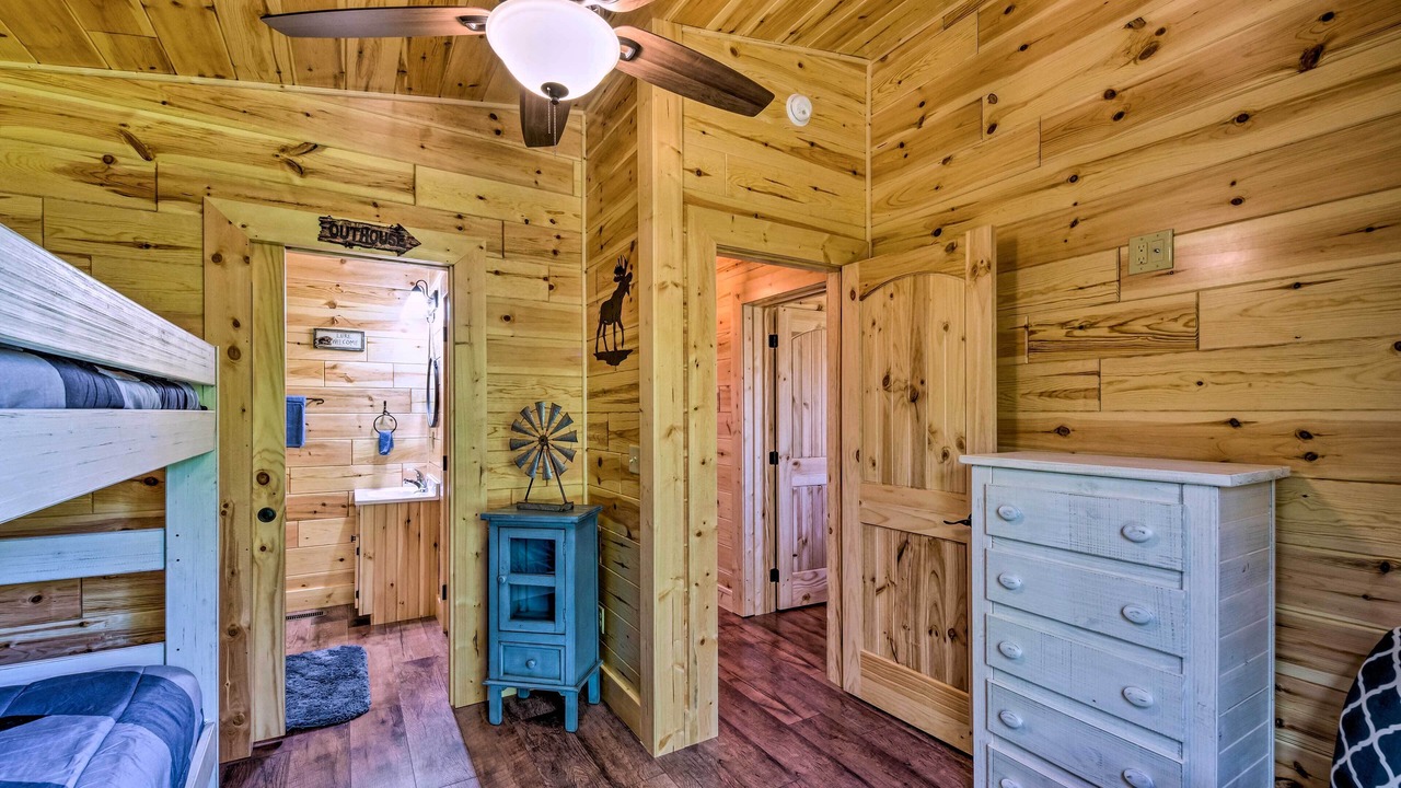 Photo of Bathroom in Lindseyville