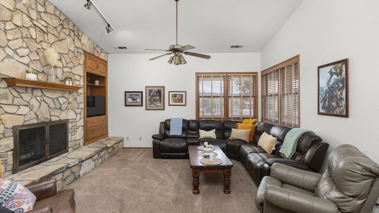 Photo of Livingroom in San Luis Obispo