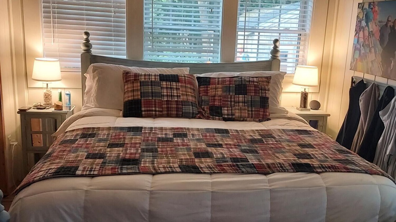 Photo of Bedroom in York Beach