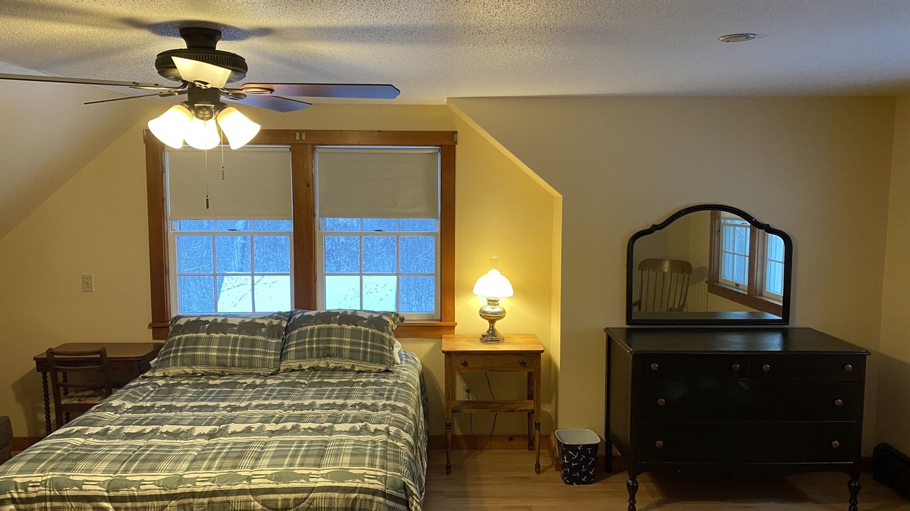 Photo of Bedroom in Northport