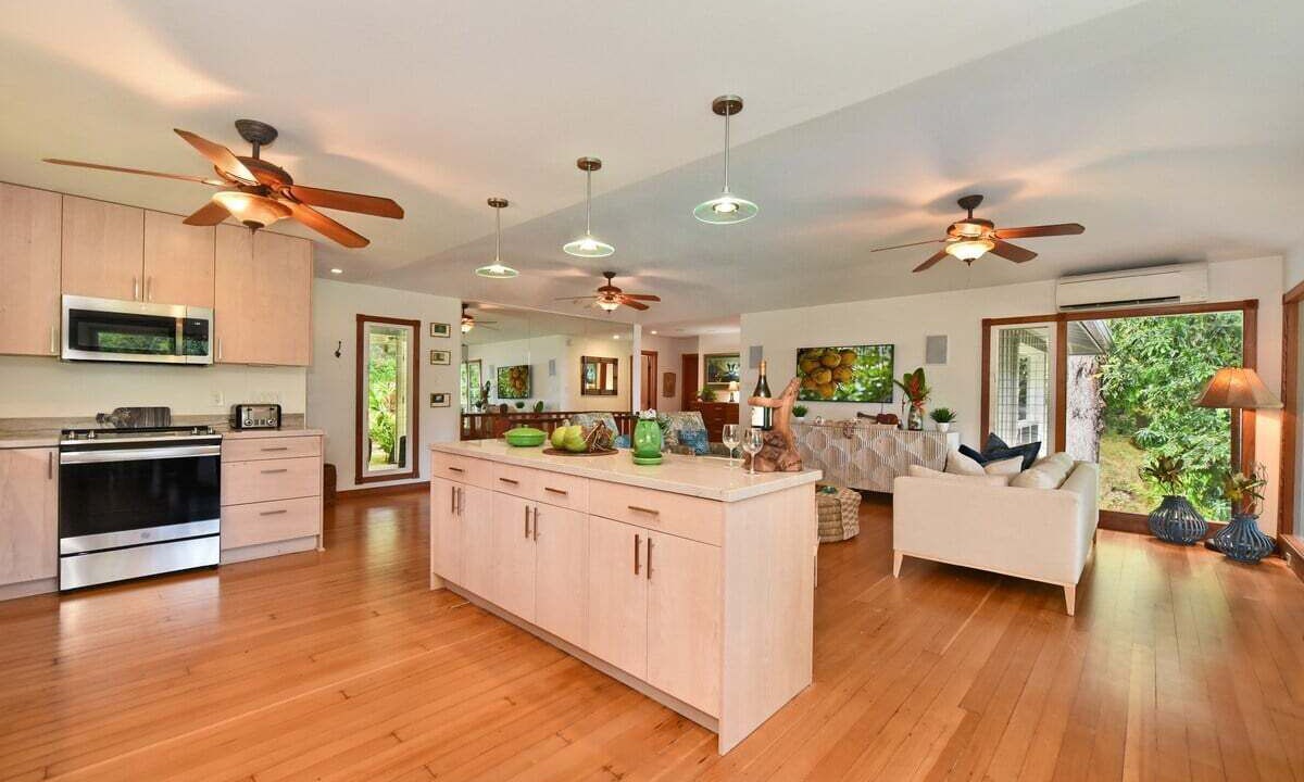 Photo of Kitchen in Napili