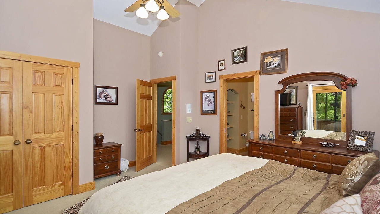 Photo of Bedroom in Timberline