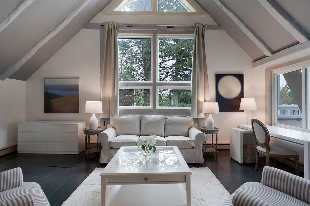 Photo of Livingroom in Cornwall Bridge