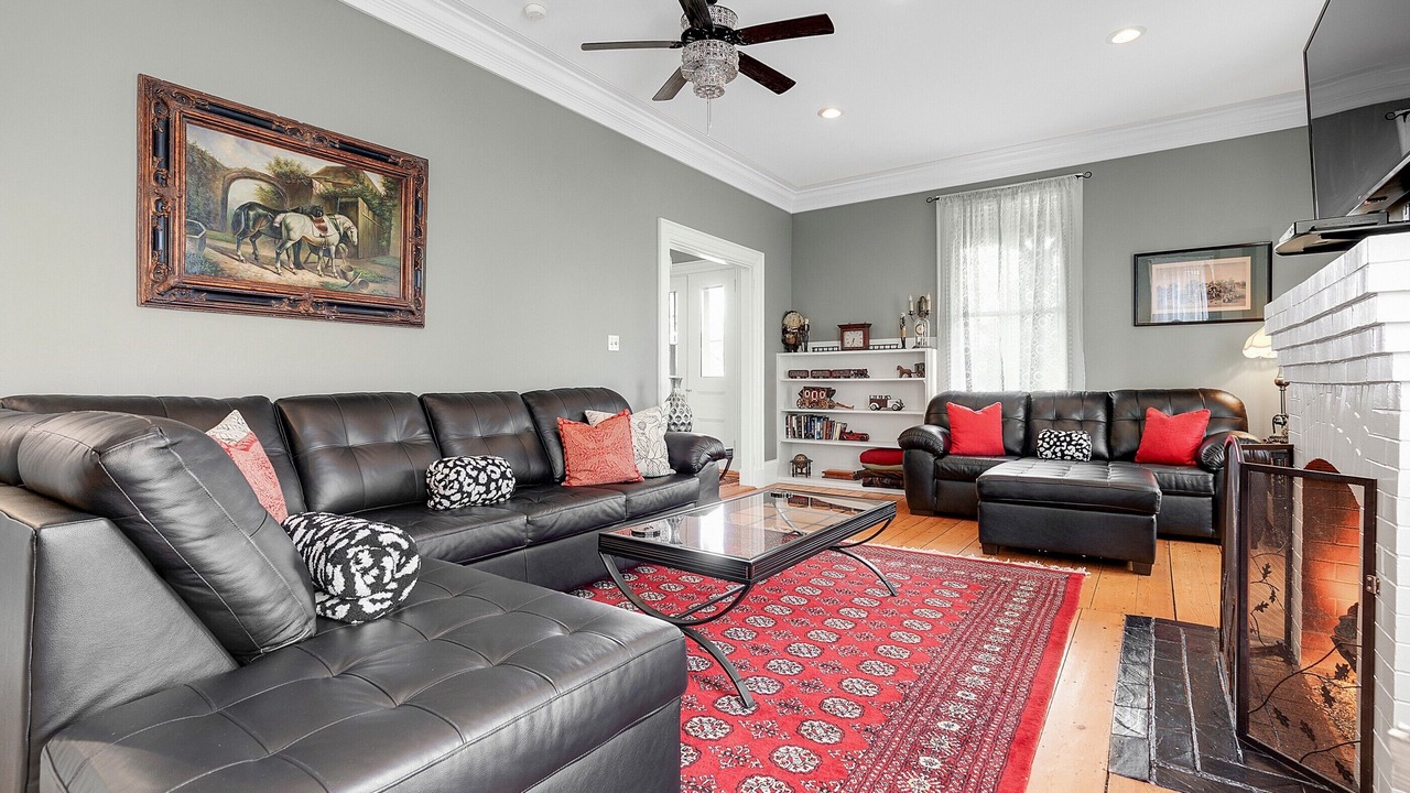 Photo of Livingroom in Bethel