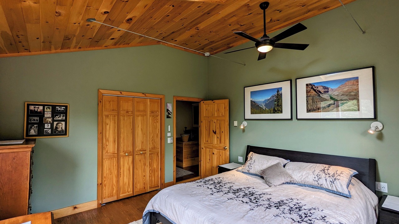 Photo of Bedroom in Sebago