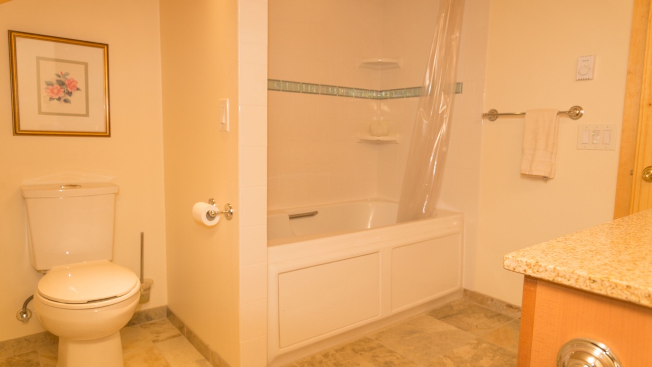 Photo of Bathroom in Sebago