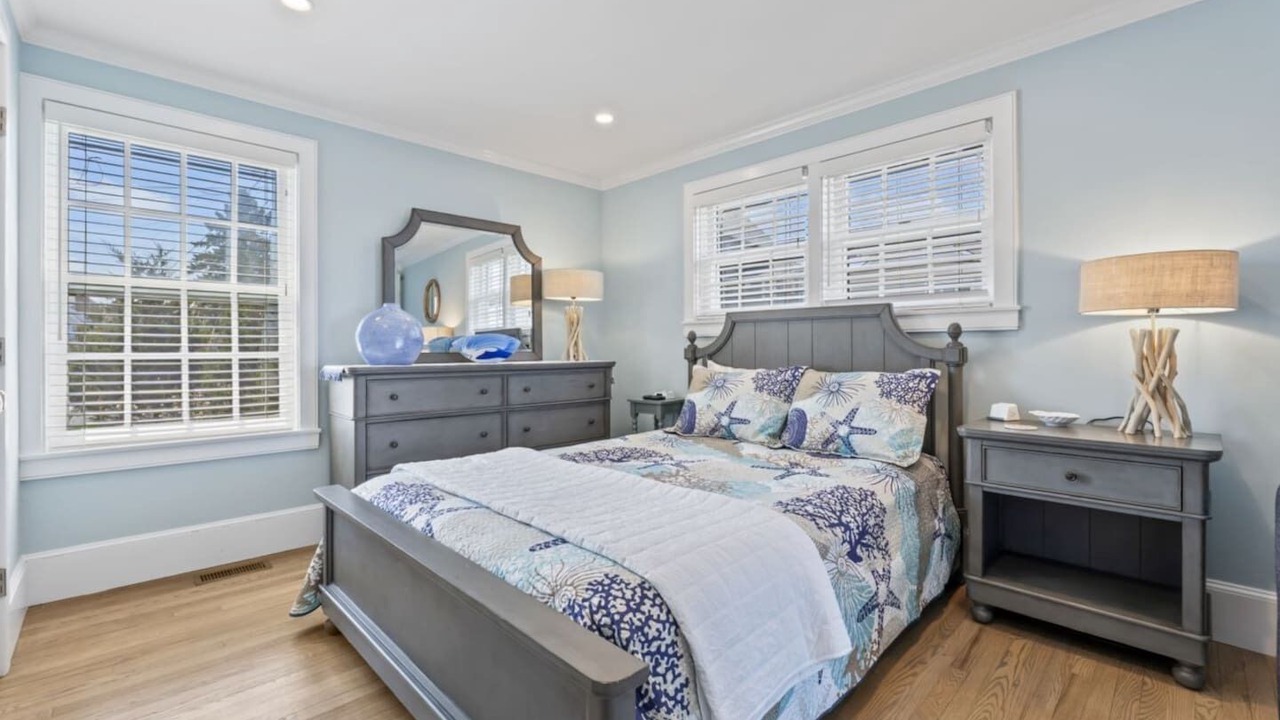 Photo of Bedroom in York Beach
