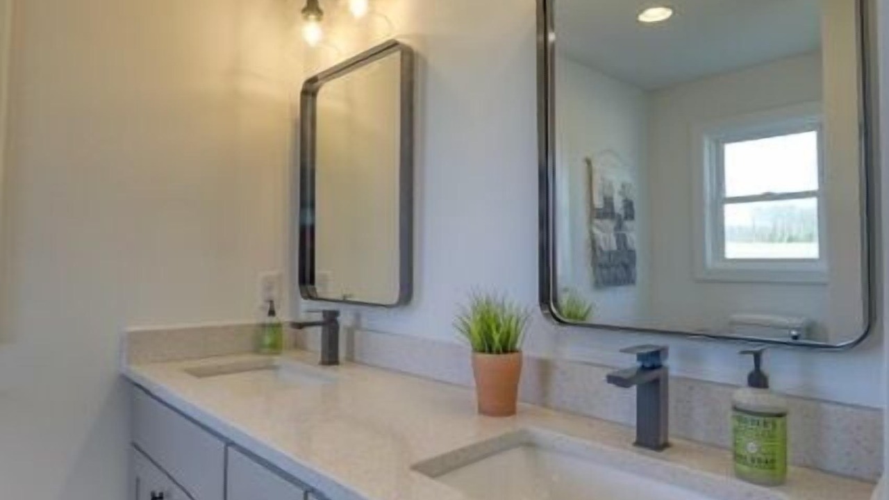 Photo of Bathroom in Milton