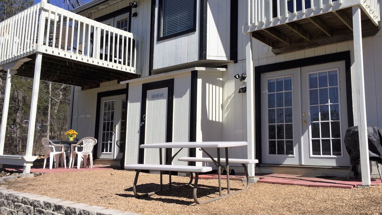 Photo of Outdoor in SaddleBrook