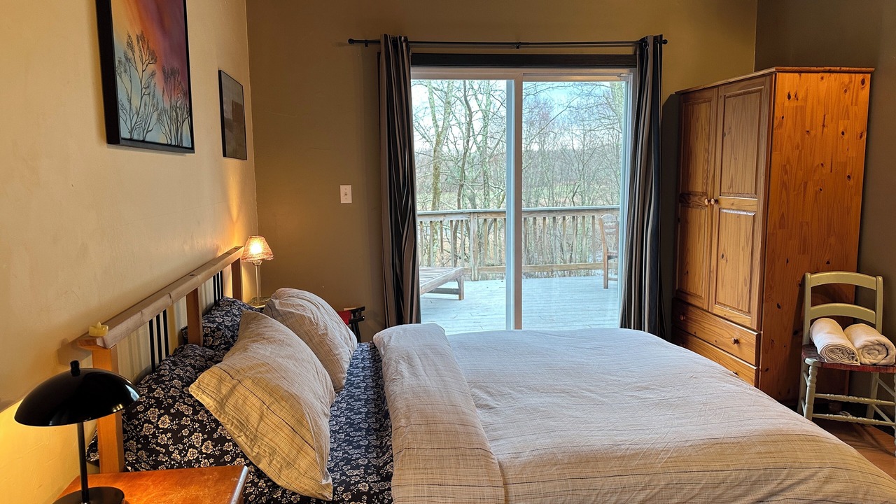 Photo of Bedroom in Mount Marion