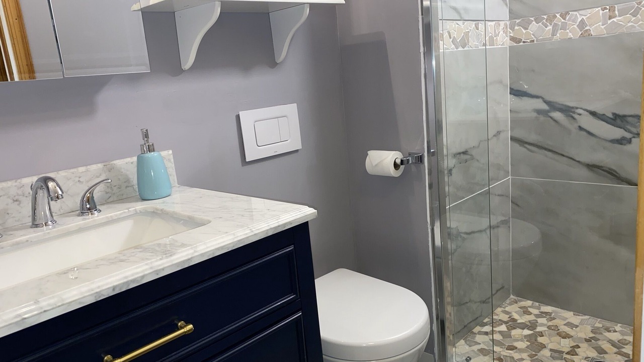 Photo of Bathroom in Leadsville