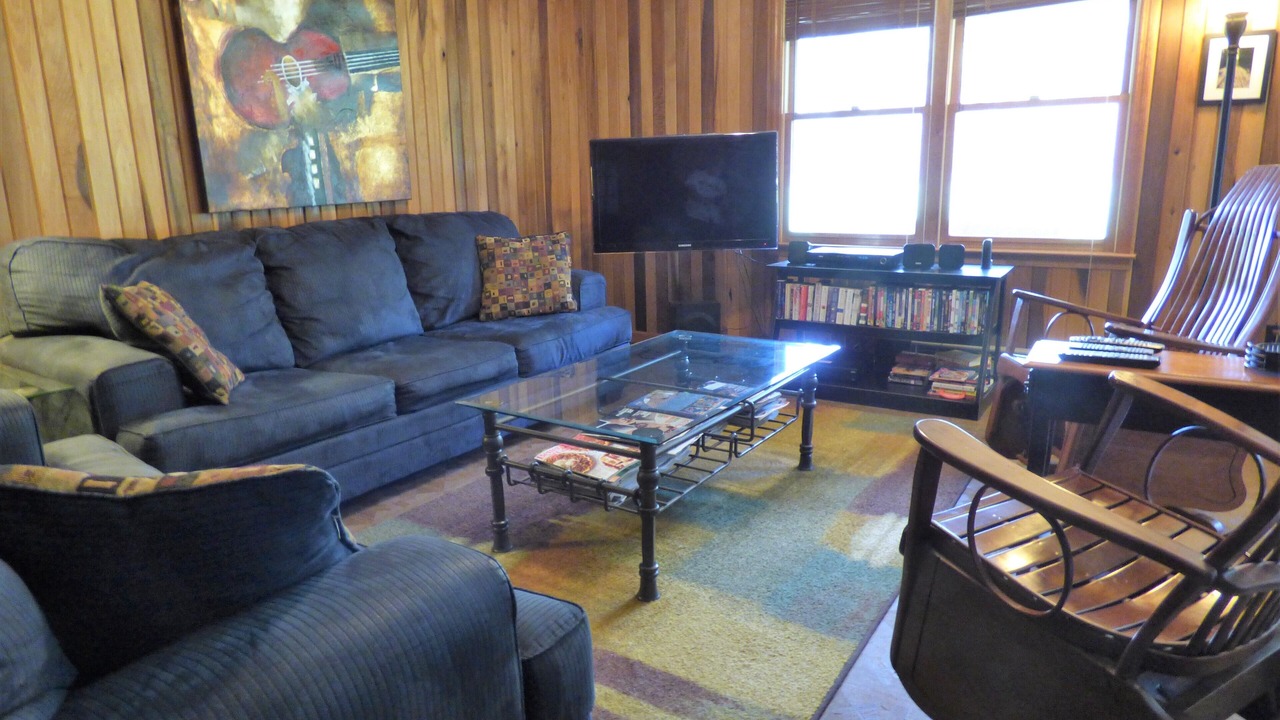 Photo of Livingroom in Leadsville