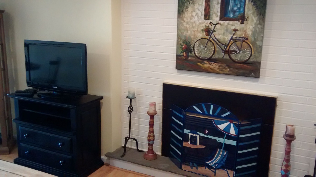 Photo of Livingroom in Lake Pocotopaug