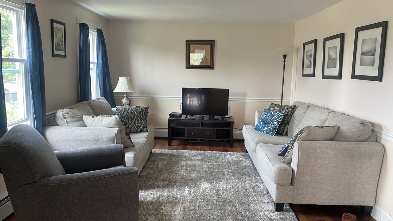 Photo of Livingroom in Point Judith