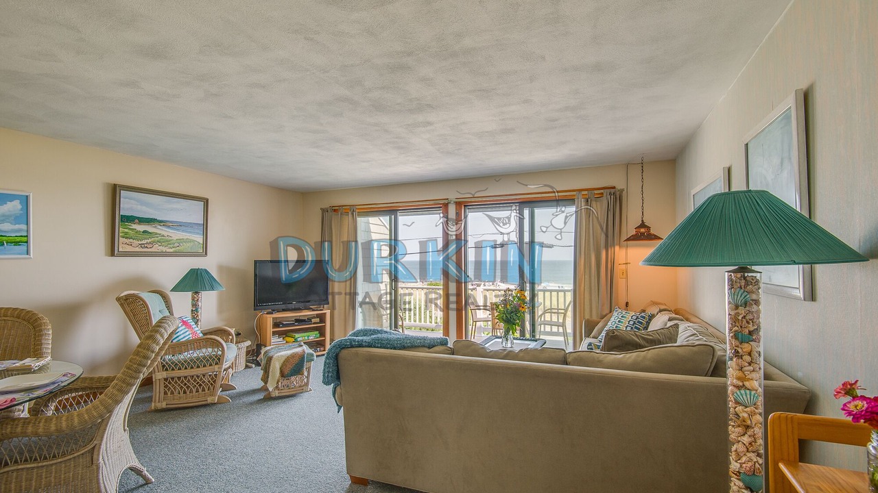 Photo of Livingroom in Eastward Look