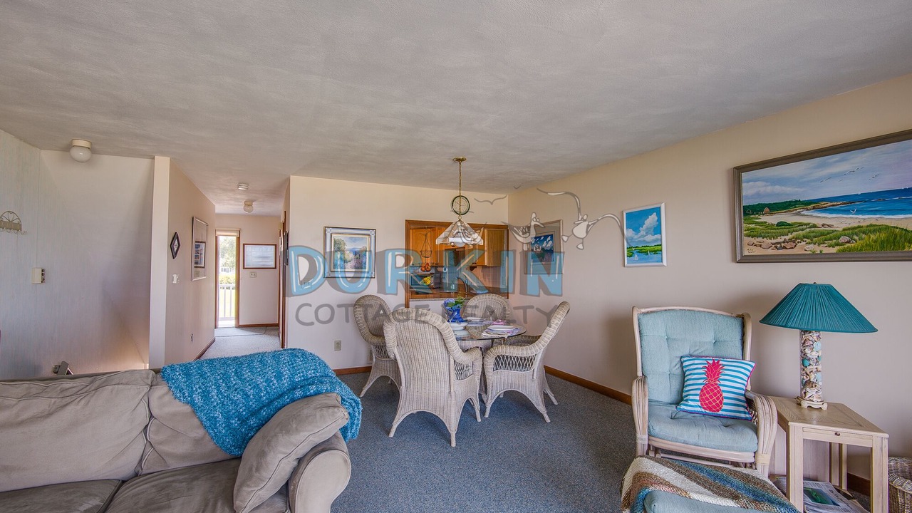 Photo of Livingroom in Eastward Look