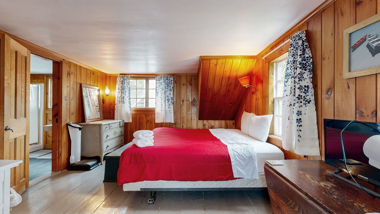 Photo of Bedroom in Trevett