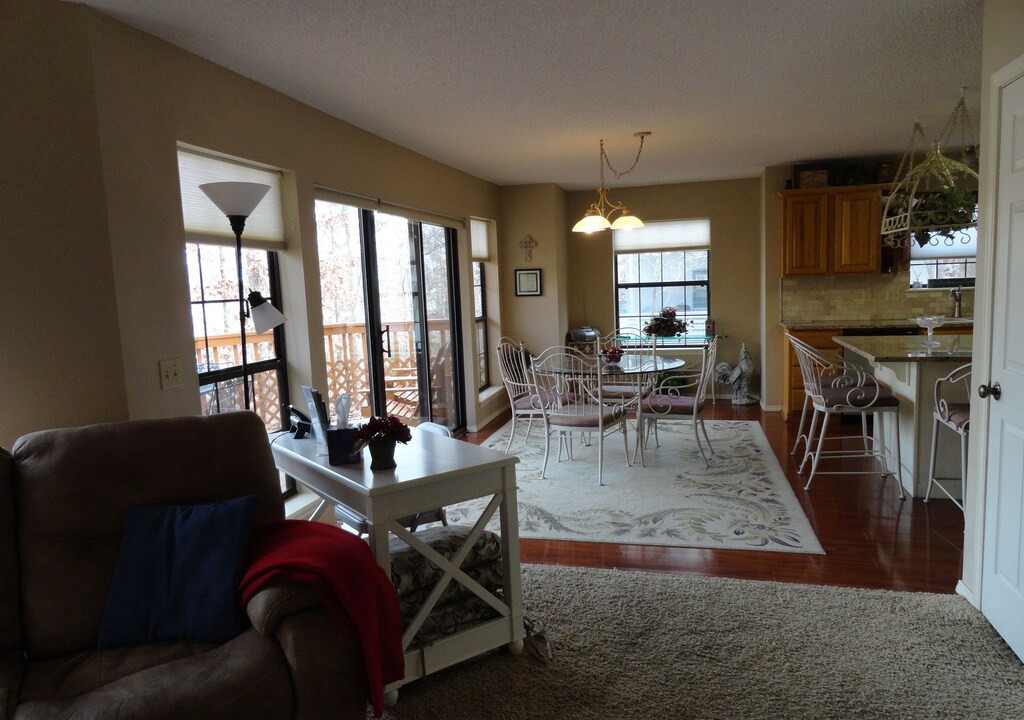 Photo of Livingroom in Lost Bridge Village