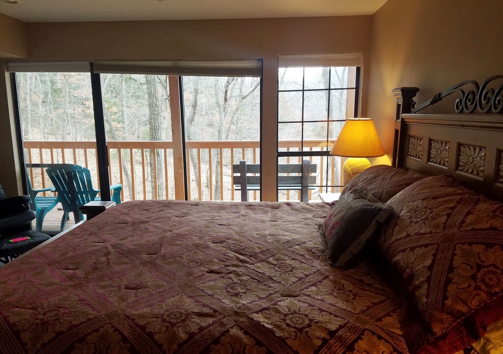 Photo of Bedroom in Lost Bridge Village