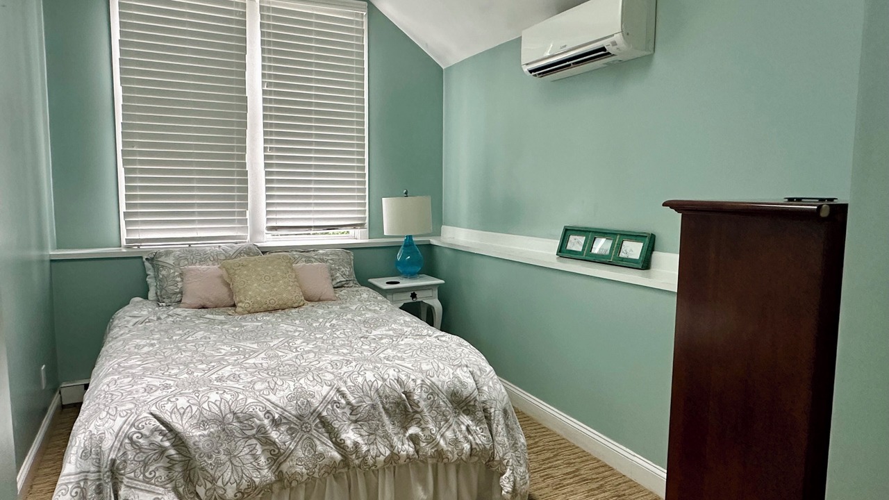 Photo of Bedroom in Eastward Look