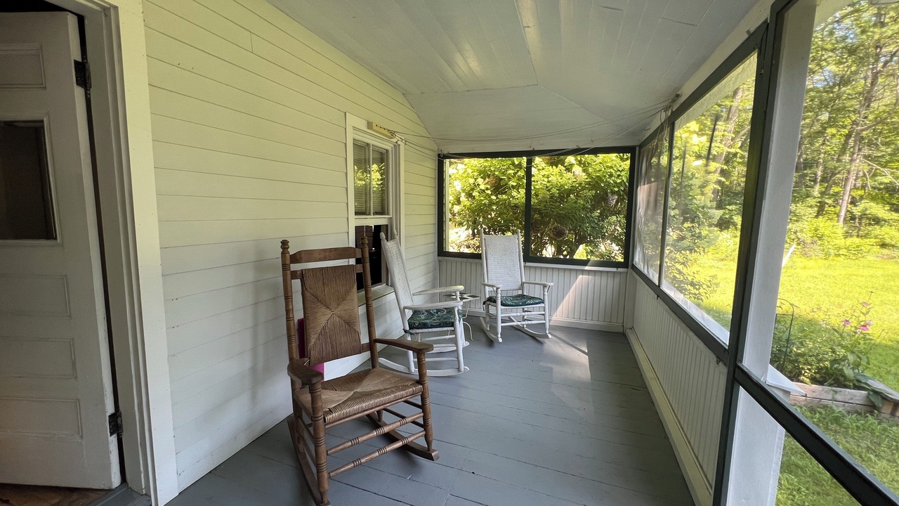 Photo of Patio Balcony in Sebago