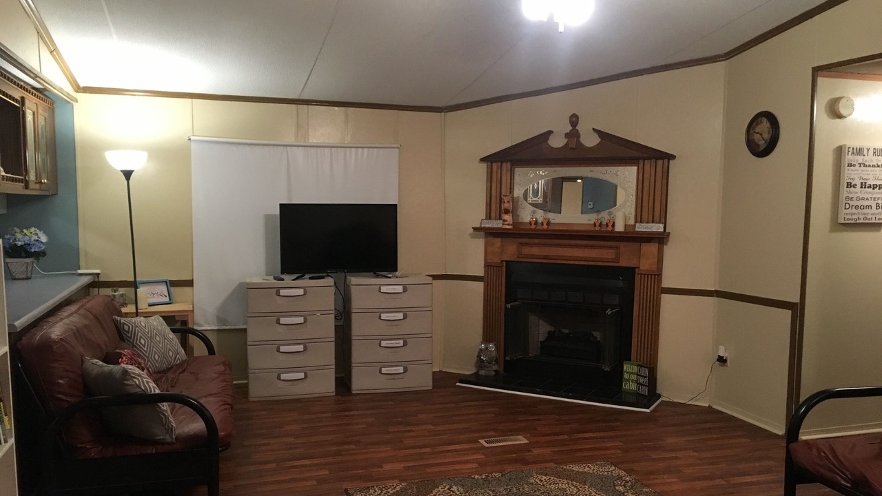Photo of Bedroom in Lindseyville