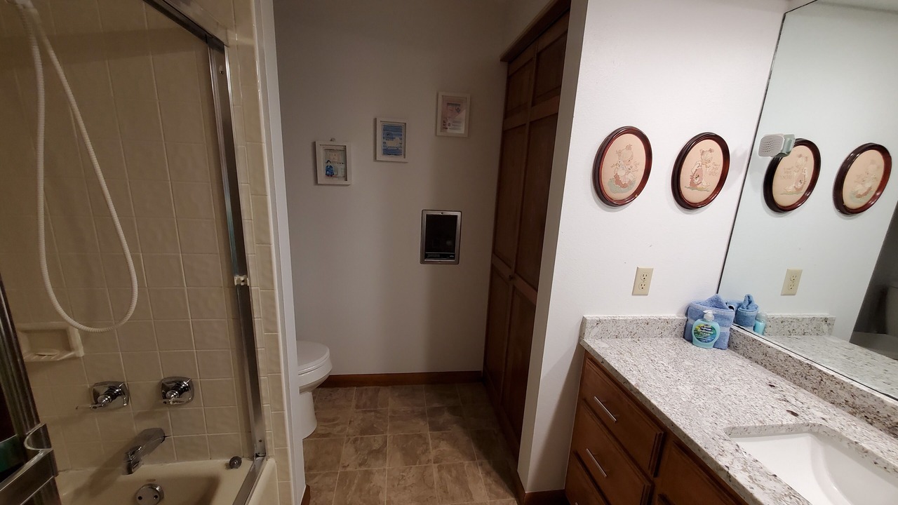 Photo of Bathroom in Lost Bridge Village