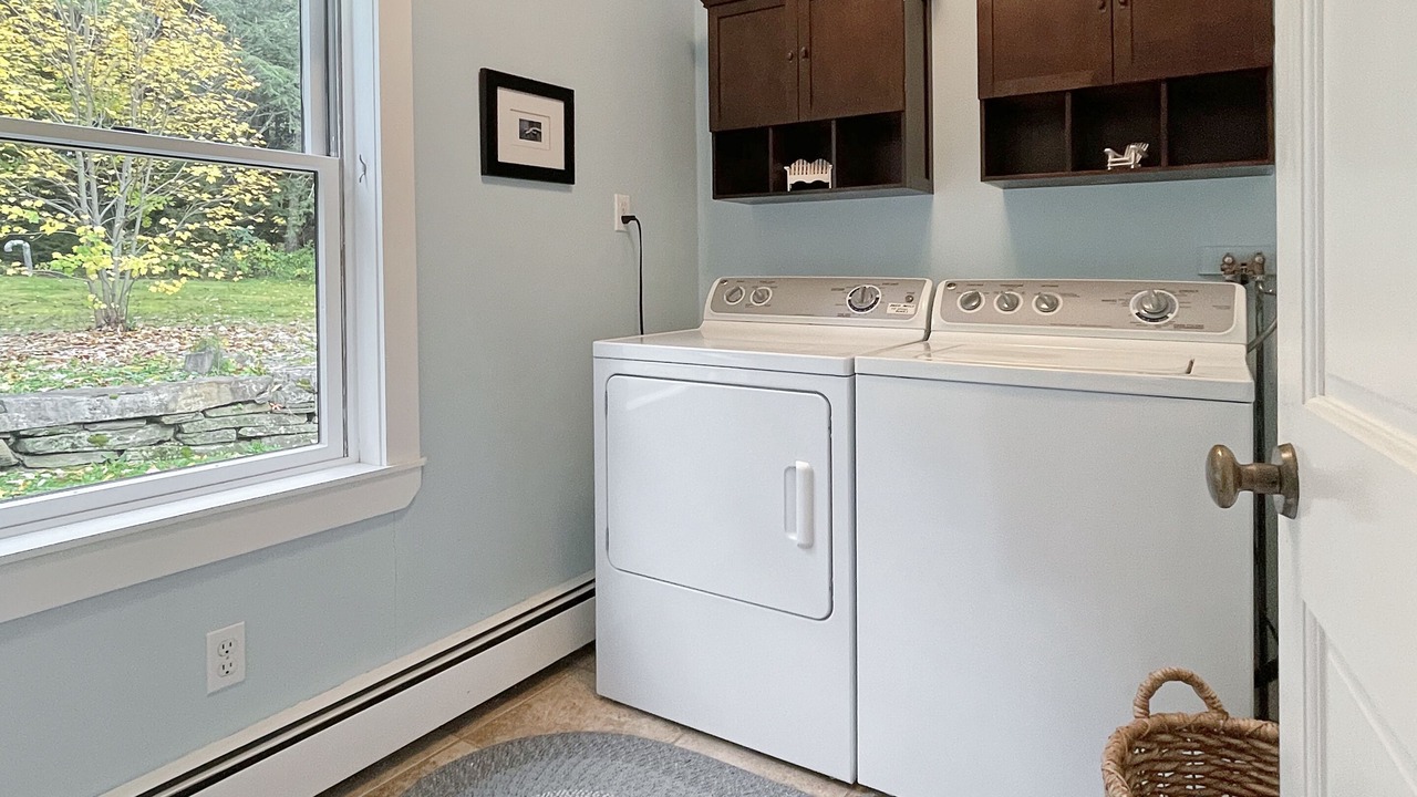 Photo of Bedroom in Damariscotta