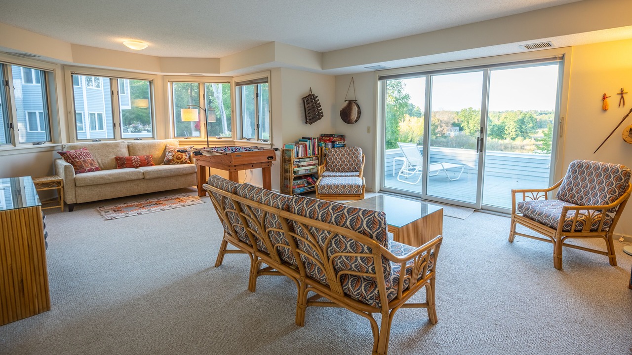 Photo of Livingroom in Lenox Dale
