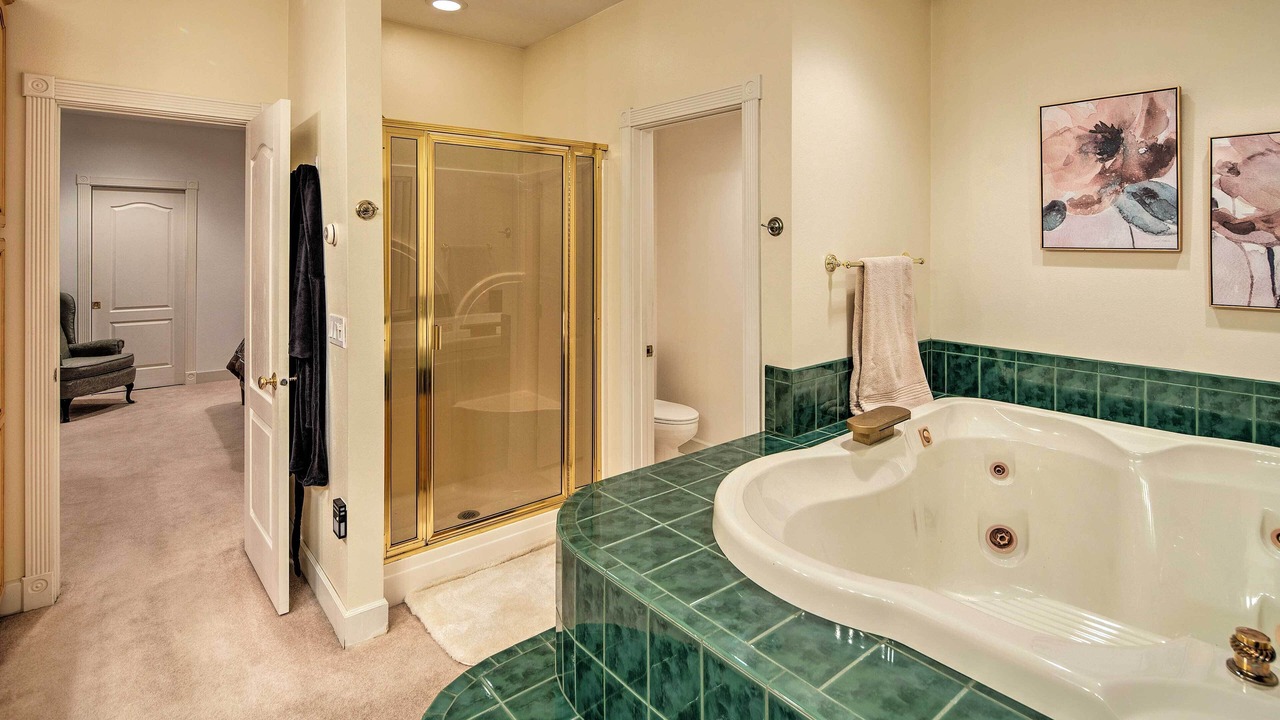 Photo of Bathroom in Ketchikan