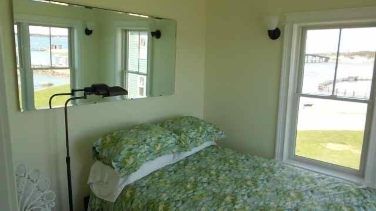 Photo of Others in Beals