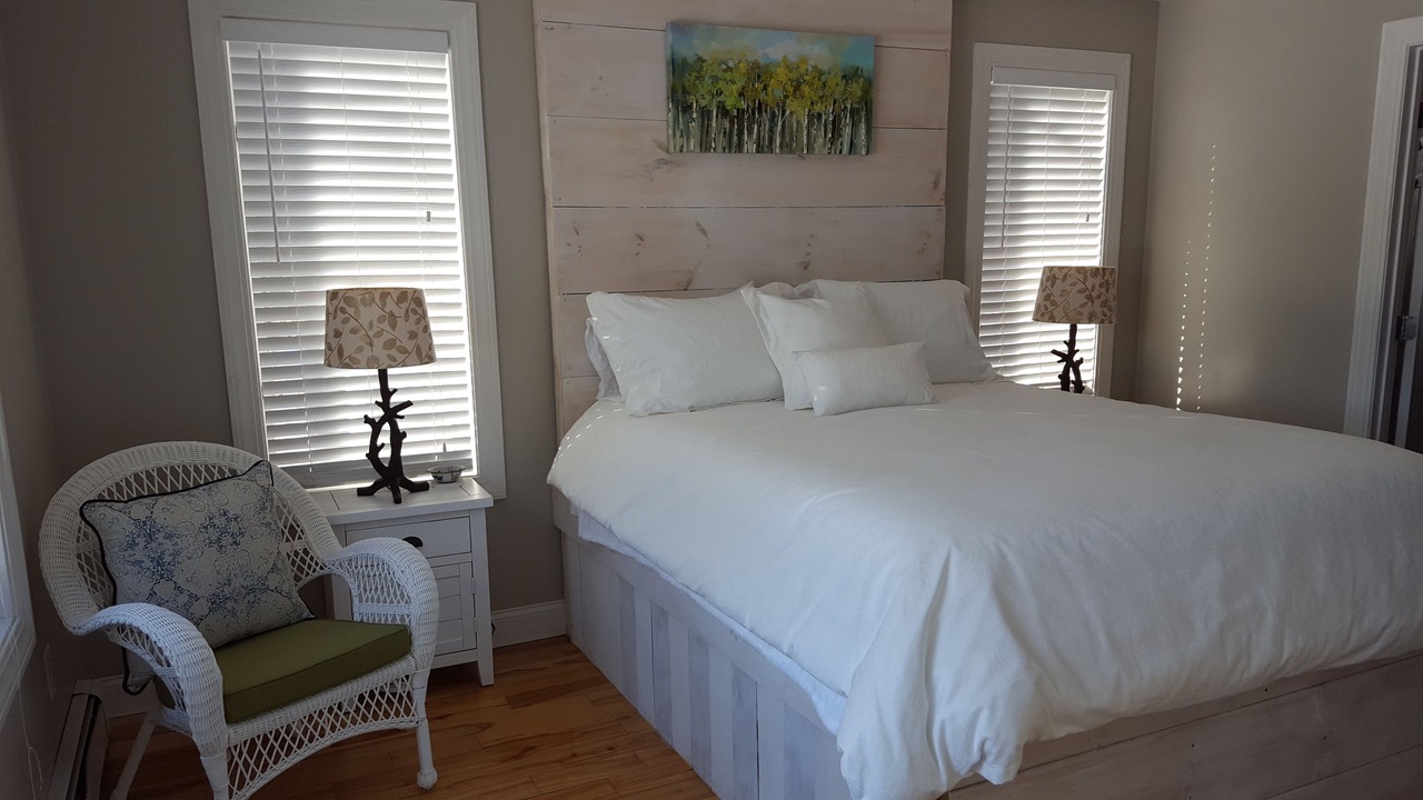 Photo of Bedroom in Raymond