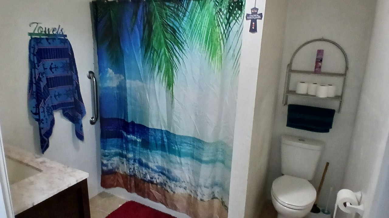 Photo of Bathroom in Mountain Park