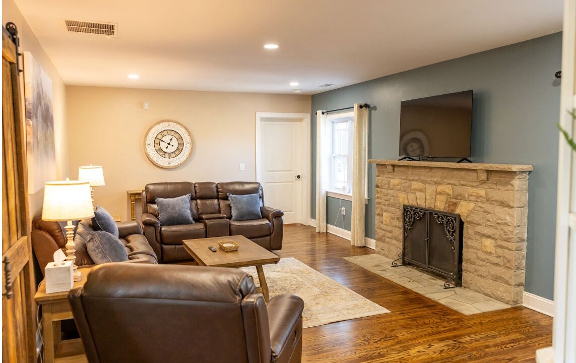 Photo of Livingroom in Charleston