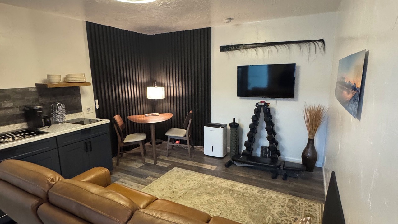 Photo of Livingroom in Valdez