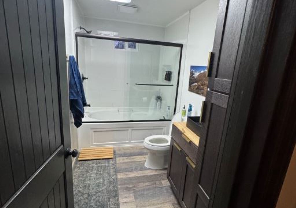 Photo of Bathroom in Valdez