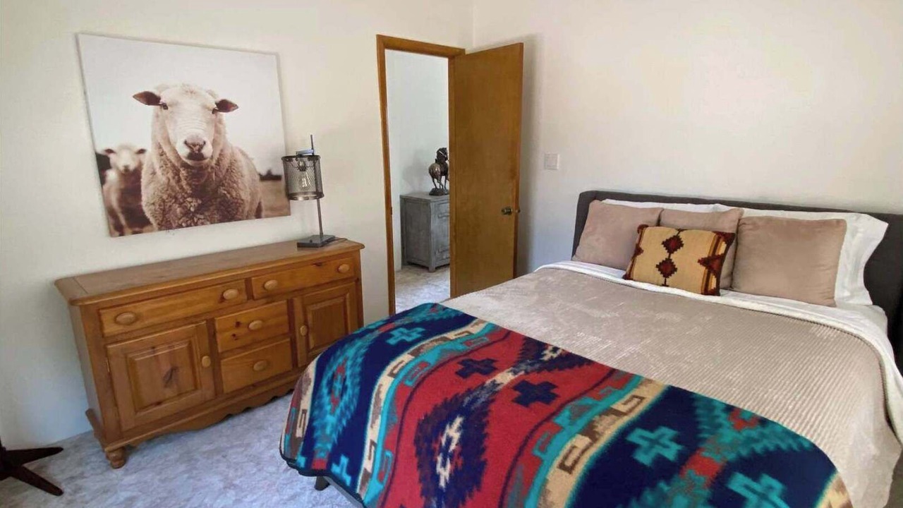 Photo of Bedroom in New Harmony