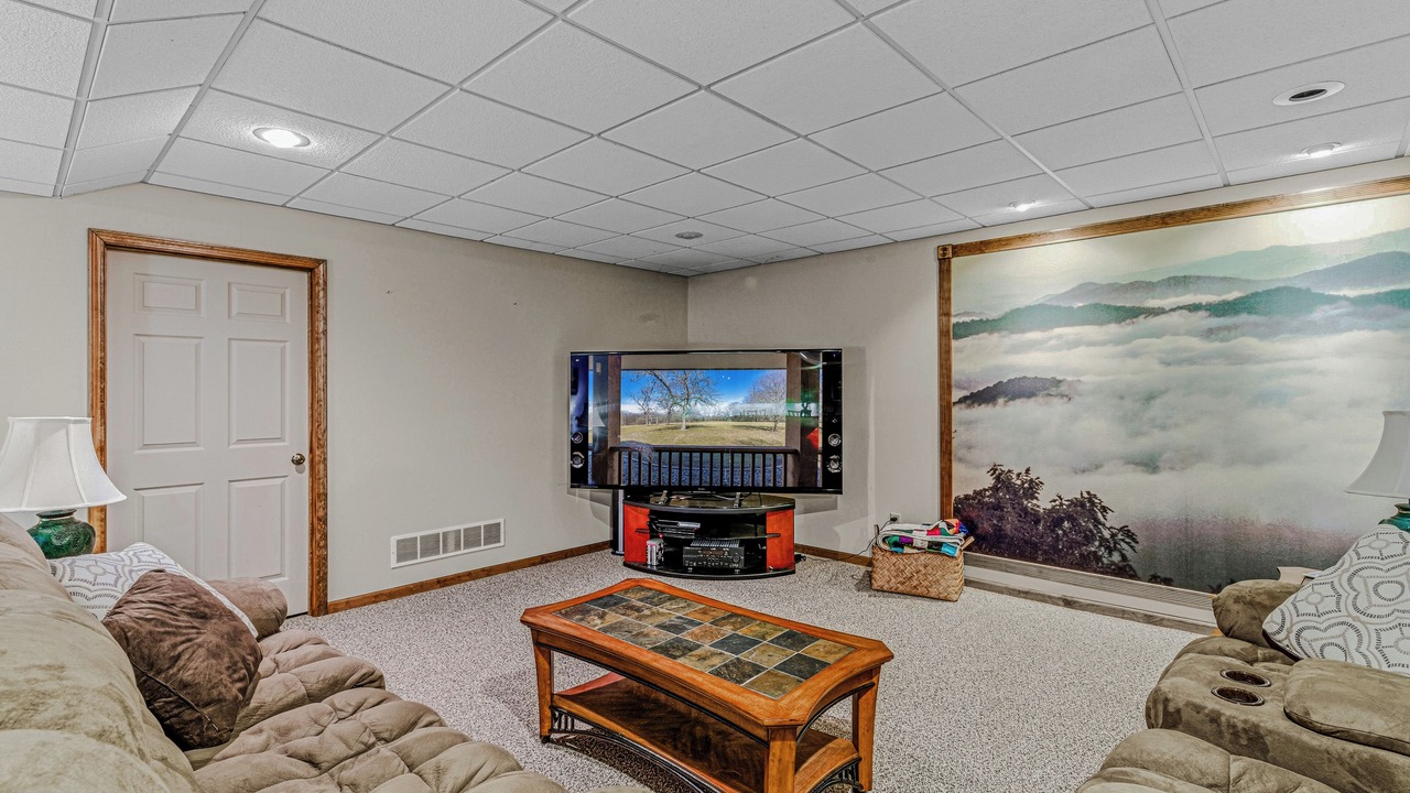 Photo of Livingroom in Lee's Summit